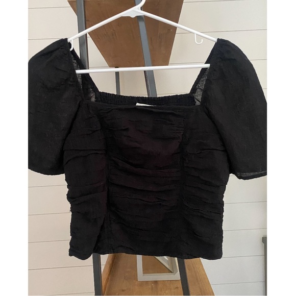 Black Abercrombie Top - Picture 2 of 4